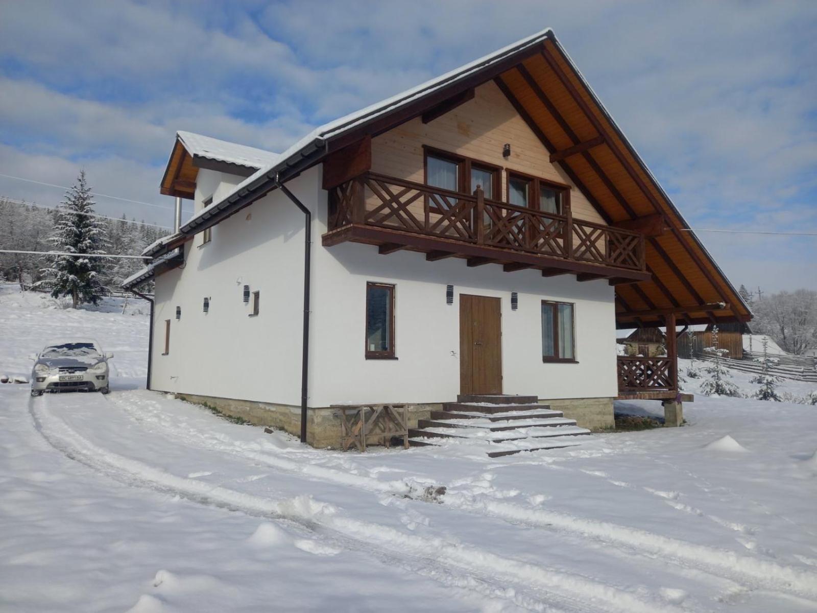 Еміліана Villa Volosjanka Exteriör bild