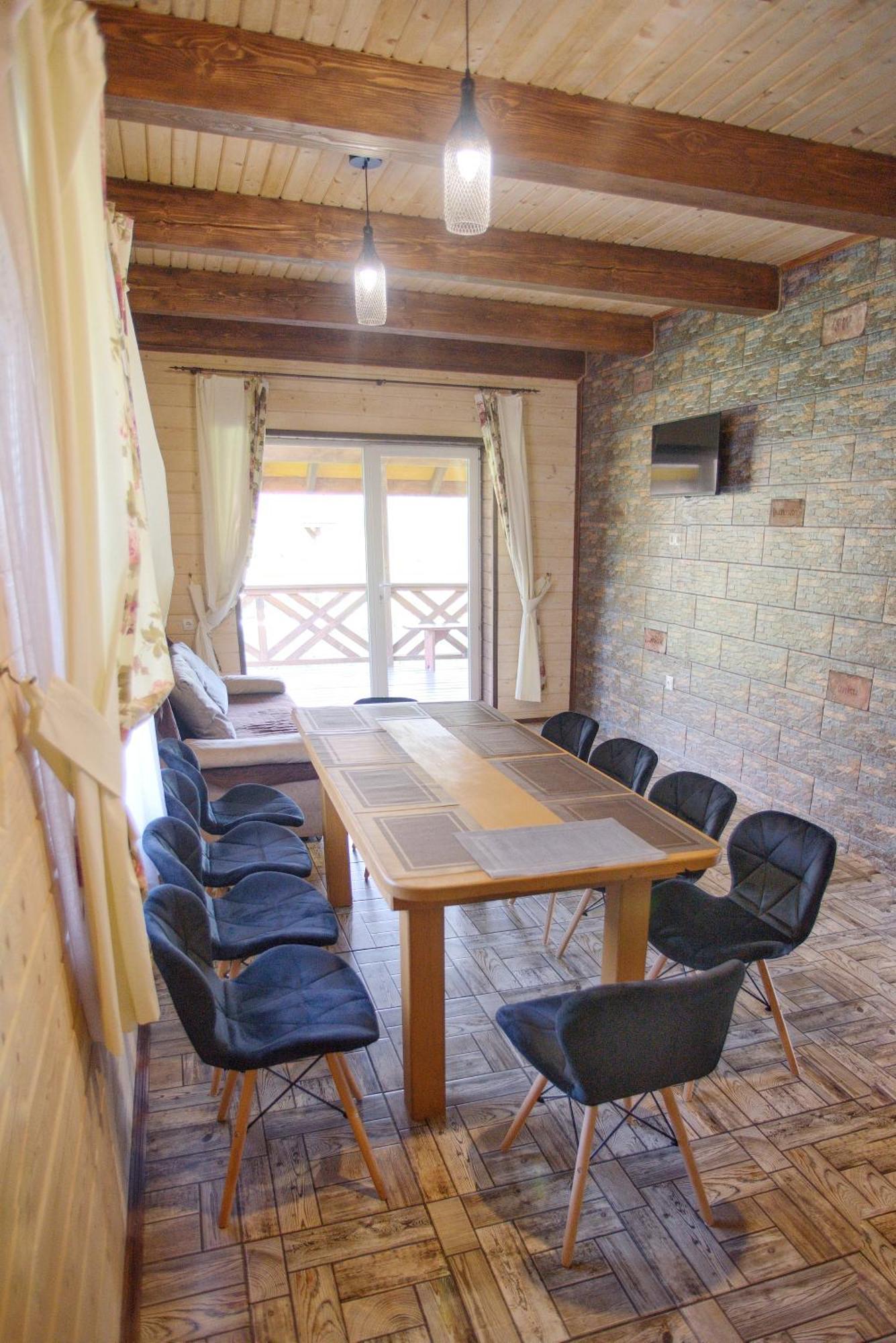 Еміліана Villa Volosjanka Exteriör bild